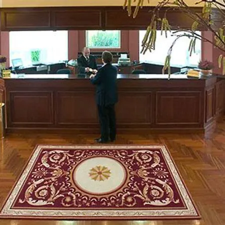 Hotel Maxim 4*