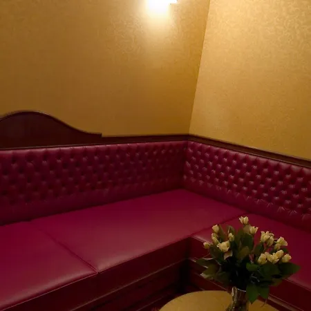 Hotel Maxim Peschiera Borromeo