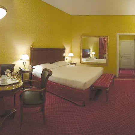 Maxim Hotel Peschiera Borromeo